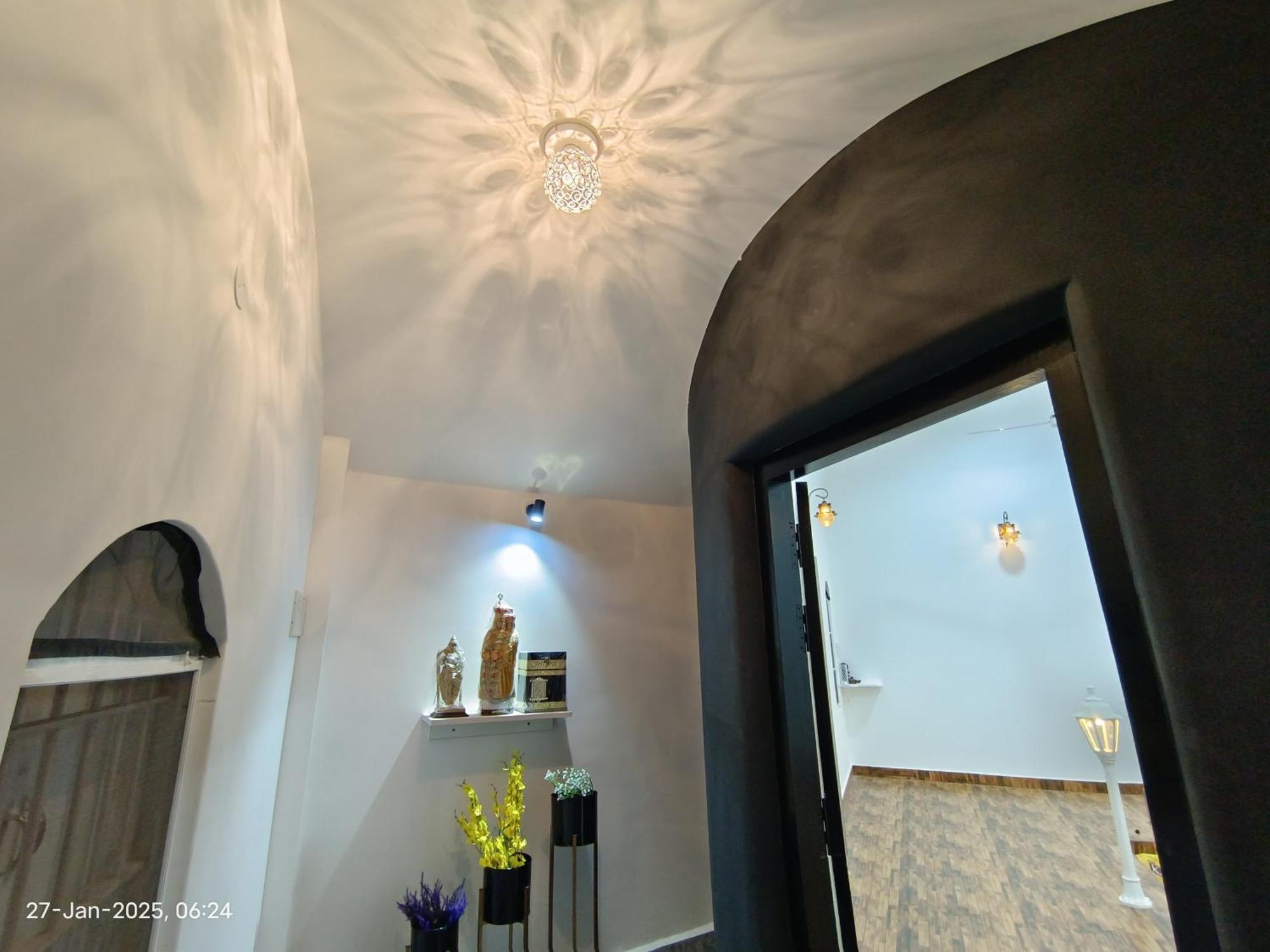 Caveman Guest House Puducherry Exterior foto